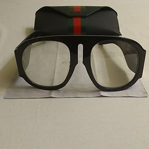 Gucci Oversized Aviator Sunglasses GG0152s Black